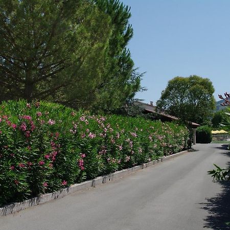 Hotel Du Bosquet Pégomas Екстериор снимка